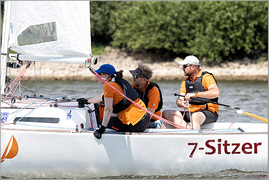 100 Jahre Rheinwoche 2022 - 4. Wettfahrt Duisburg - Wesel, 04.06.2022,